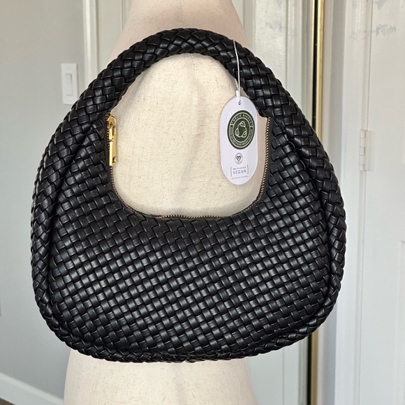 Lorelei Black vegan leather shoulder bag - Picture 2 of 4